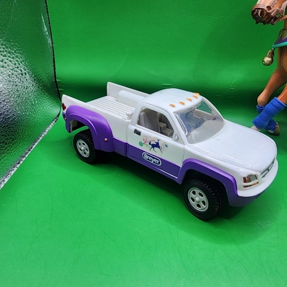 9 Horses & Breyer Pickup Truck Mixed Toy Lot 3-7 Inch - Picture 7 of 7